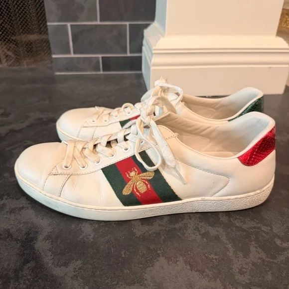 GUCCI Men’s Ace Sneaker with bee